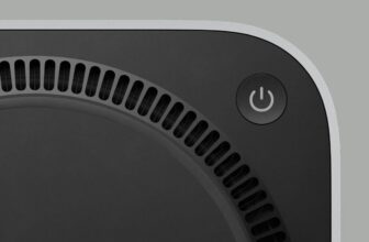 Yes, the M4 Mac mini’s power button is on the bottom