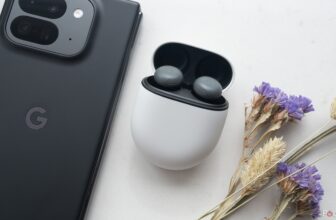 Sleek and comfortable with disappointing sound quality