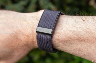 5 reasons to get a Whoop band over a smartwatch