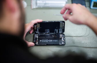 The next iPhone SE’s new modem reportedly won’t be as capable as Qualcomm’s