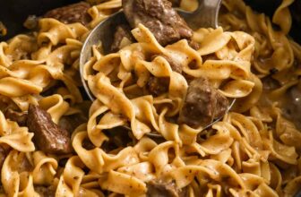 Crock Pot Beef and Noodles