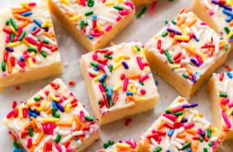 Sugar Cookie Fudge – The Stay At Home Chef
