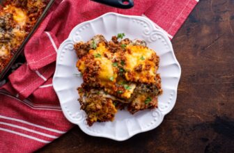 EASY LAZY LASAGNA – (4 INGREDIENTS)