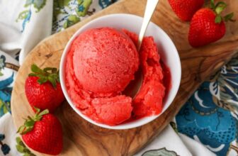 Strawberry Sorbet – Barefeet in the Kitchen